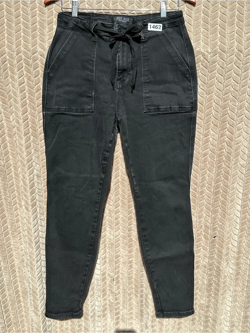 Judy Blue Black Jogger Jeans Women’s Size 9/29 High Rise Stretch Denim Pants - Picture 2 of 10